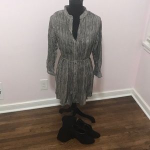 Black and grey dress with leggings and booties